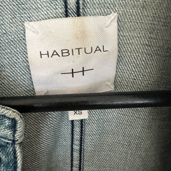 Habitual Blue Cropped Jean Jacket - Picture 3 of 3